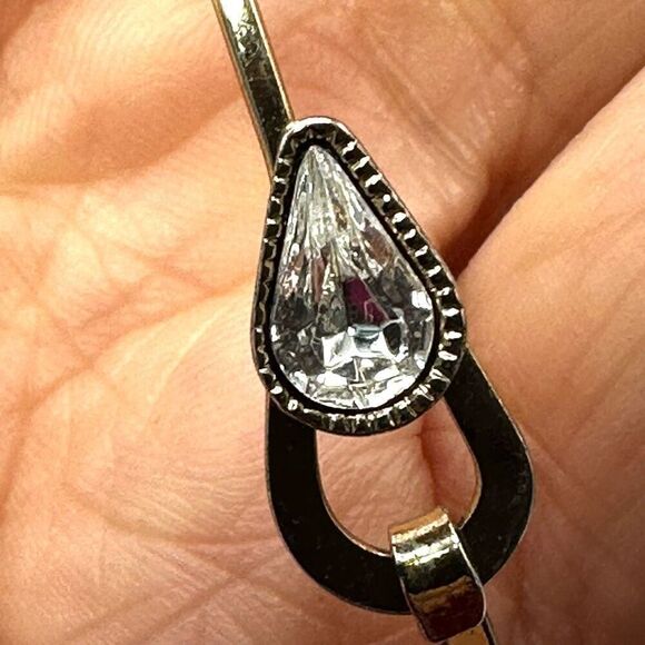 Gold tone rhinestone bangle bracelet - Picture 4 of 7